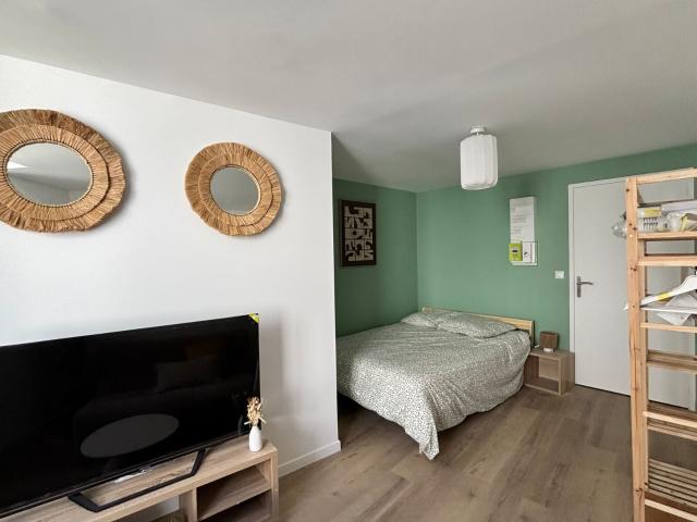 Location appartement, m² T 1 à Niort, 480 €