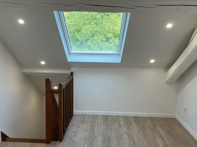 Location appartement, m² T 1 à Nogent l'Artaud, 350 €