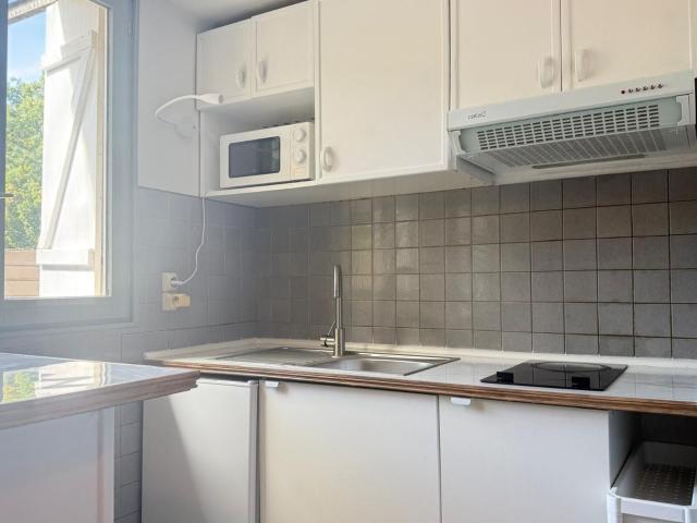 Location appartement, m² T 1 à Bures sur Yvette, 595 €