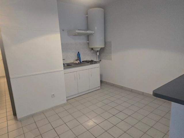 Location appartement, m² T 1 à Bar le Duc, 400 €