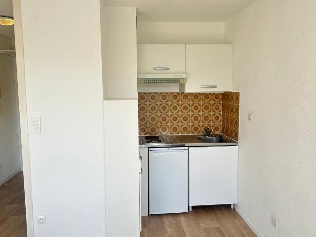 Location appartement, m² T 1 à Bordeaux, 550 €