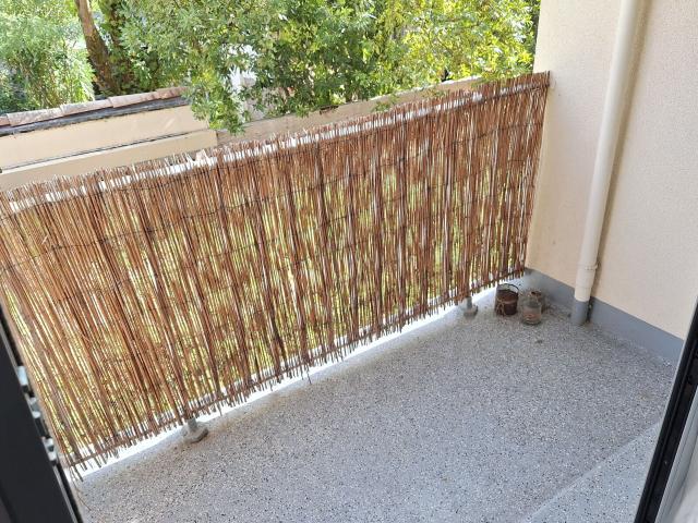 Location appartement, m² T 1 à Bordeaux, 612 €
