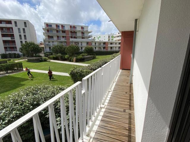 Location appartement, m² T 1 à Bordeaux, 623 €