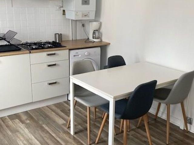Location appartement, m² T 1 à Brest, 595 €