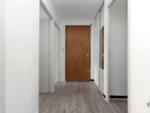 Location appartement, m² T 1 à Chambéry, 350 €