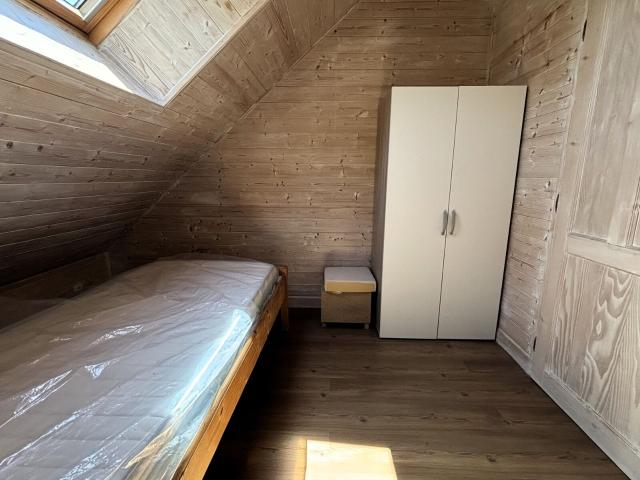 Location appartement, m² T 1 à Damigny, 430 €