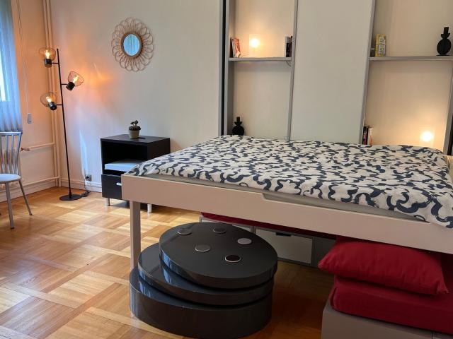 Location appartement, m² T 1 à Garches, 906 €