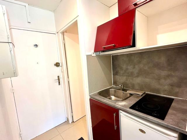 Location appartement, m² T 1 à Gradignan, 512 €