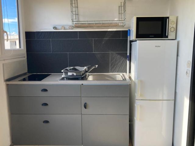 Location appartement, m² T 1 à Gradignan, 540 €