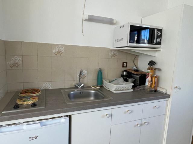 Location appartement, m² T 1 à Gréoux les Bains, 440 €