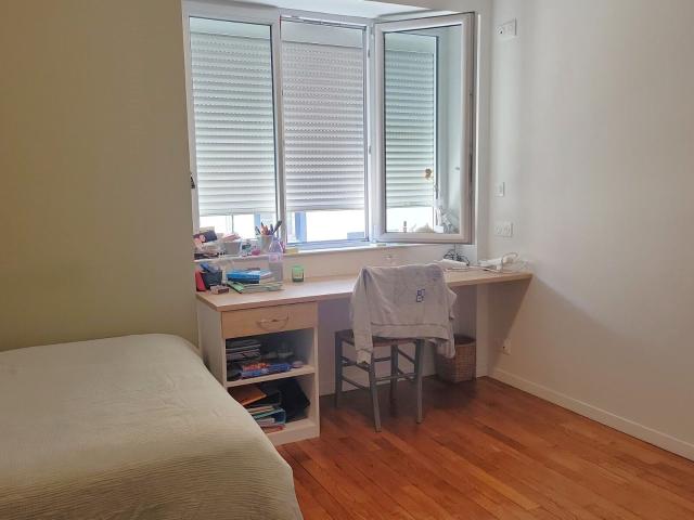 Location appartement, m² T 1 à Le Creusot, 399 €