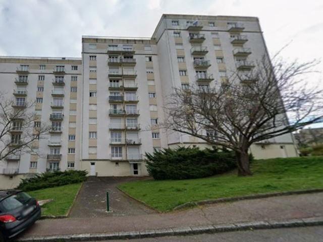 Location appartement, m² T 1 à Limoges, 395 €