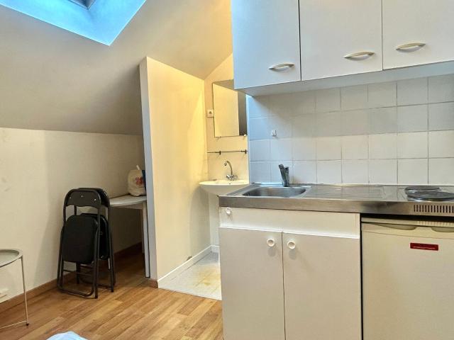 Location appartement, m² T 1 à Périgueux, 320 €