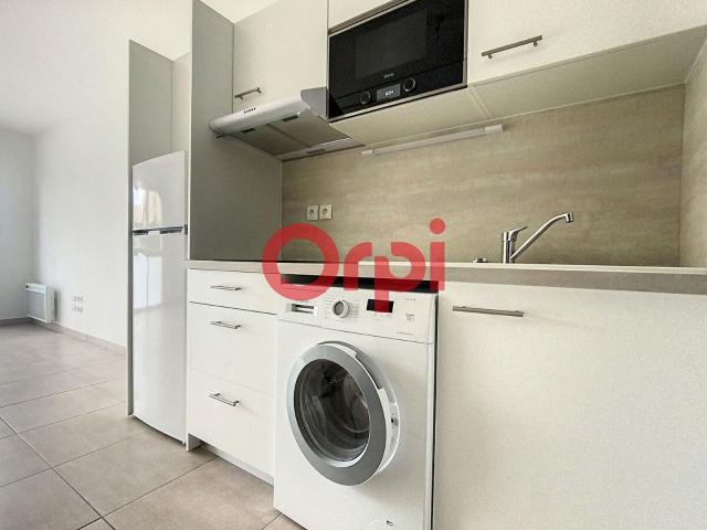 Location appartement, m² T 1 à Perpignan, 415 €