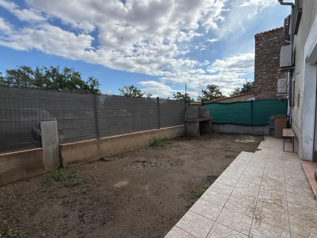 Location appartement, m² T 1 à Pézilla la Rivière, 425 €