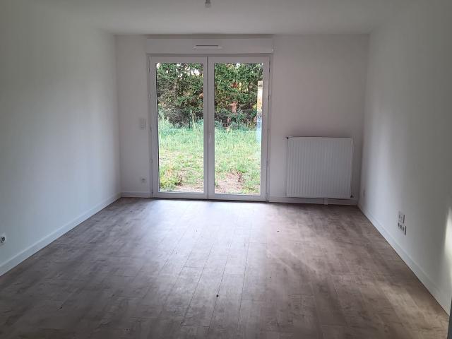 Location appartement, m² T 1 à Pornichet, 850 €