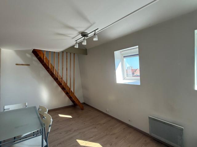 Location appartement, m² T 1 à Roubaix, 568 €
