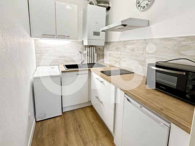 Location appartement, m² T 1 à Senlis, 609 €