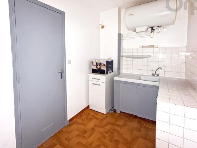 Location appartement, m² T 1 à Sisteron, 435 €