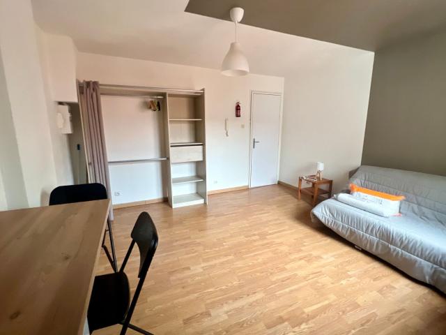Location appartement, m² T 1 à Tarbes, 450 €