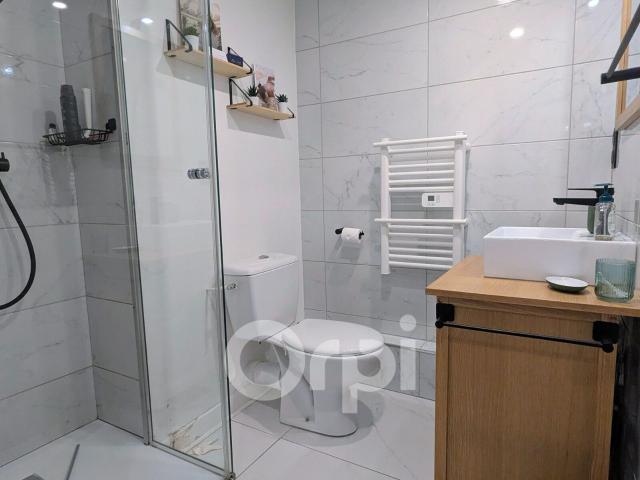Location appartement, m² T 1 à Vichy, 495 €