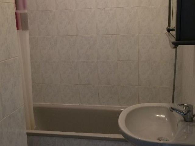 Location appartement, m² T 1 à Villeparisis, 582 €