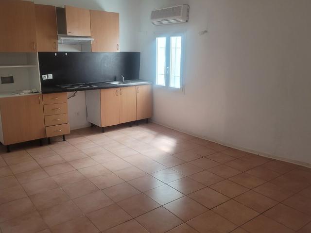 Location appartement, m² T 2 à Manosque, 520 €