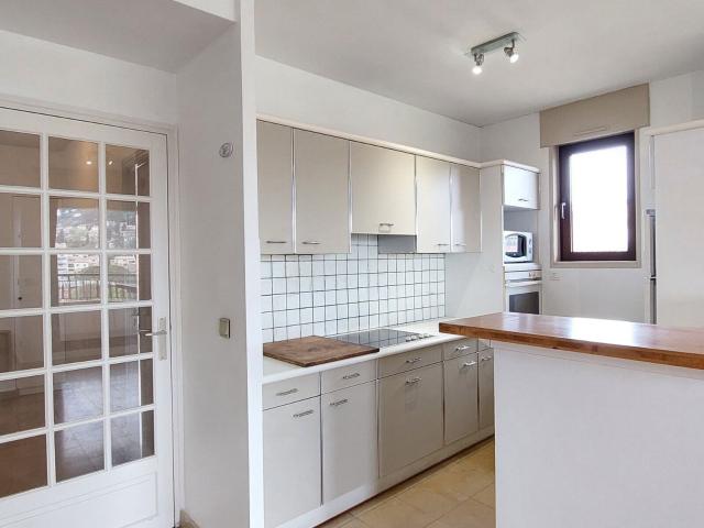 Location appartement, m² T 2 à Manosque, 795 €