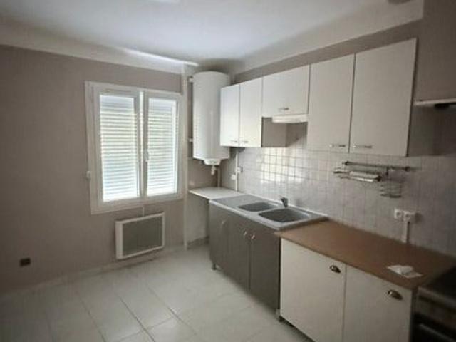 Location appartement, m² T 2 à Mauguio, 859 €