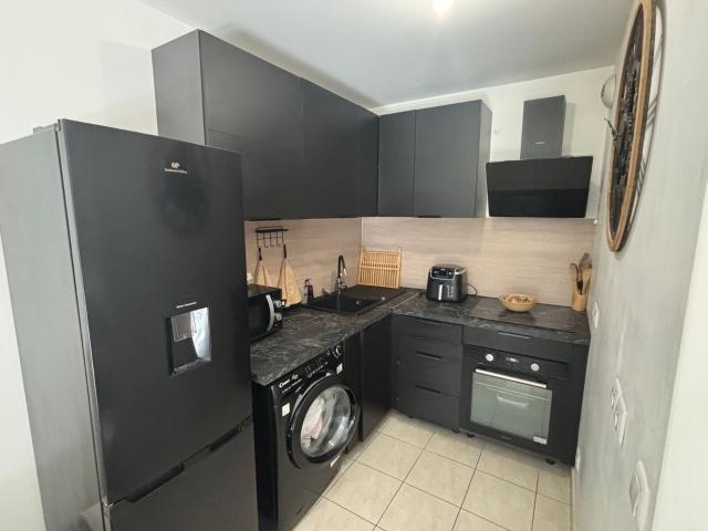 Location appartement, m² T 2 à Meaux, 790 €