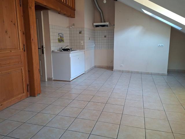 Location appartement, m² T 2 à Mende, 410 €