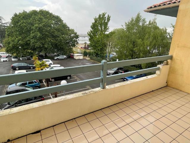 Location appartement, m² T 2 à Mont de Marsan, 516 €