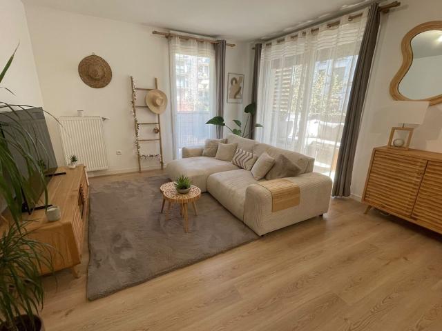 Location appartement, m² T 2 à Montévrain, 1 081 €