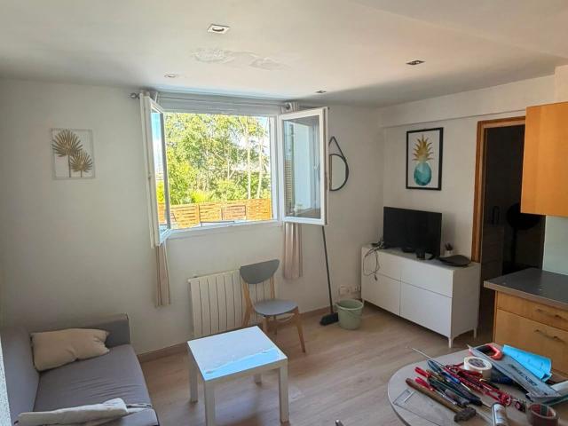 Location appartement, m² T 2 à Nice, 1 030 €