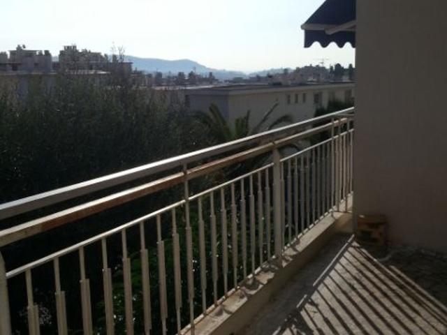 Location appartement, m² T 2 à Nice, 925 €