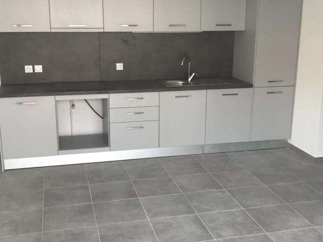 Location appartement, m² T 2 à Ozoir la Ferrière, 786 €