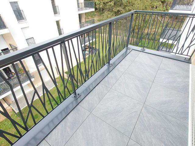 Location appartement, m² T 2 à Ozoir la Ferrière, 910 €