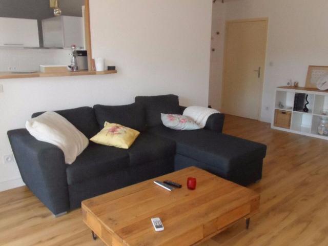 Location appartement, m² T 2 à Aucamville, 651 €