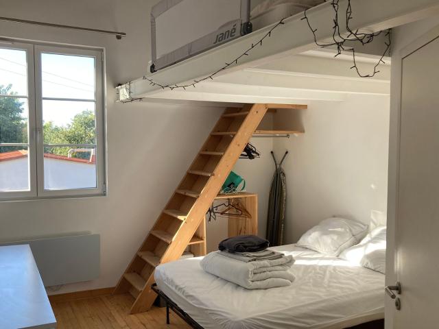 Location appartement, m² T 2 à Aix en Provence, 935 €