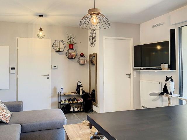 Location appartement, m² T 2 à Aix en Provence, 1 021 €
