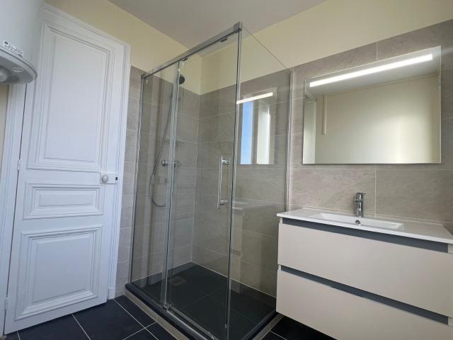 Location appartement, m² T 2 à Antony, 1 280 €