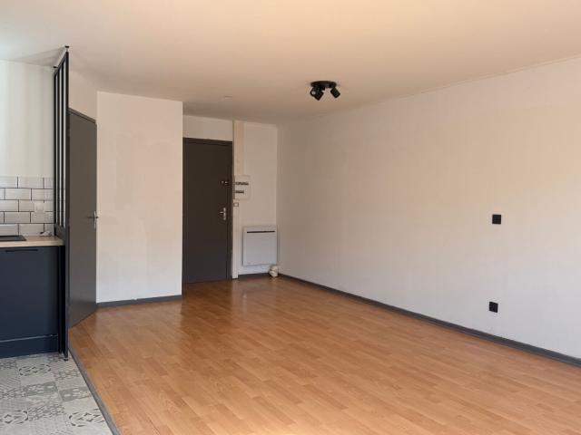 Location appartement, m² T 2 à Armentières, 623 €