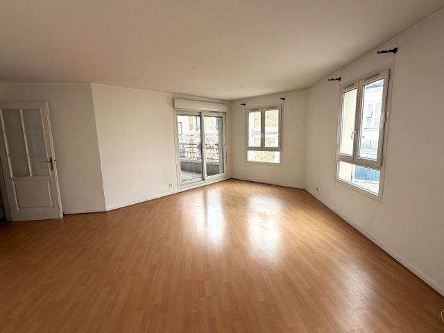 Location appartement, m² T 2 à Asnières sur Seine, 1 576 €