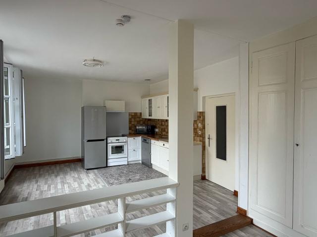 Location appartement, m² T 2 à Bar le Duc, 420 €