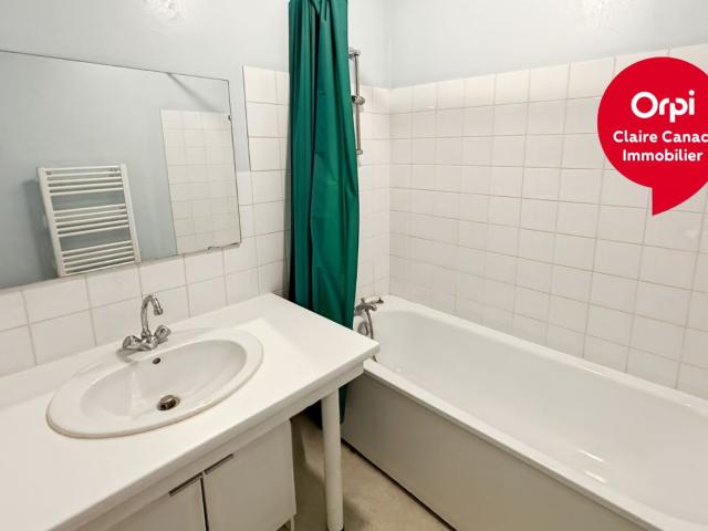 Location appartement, m² T 2 à Castres, 435 €