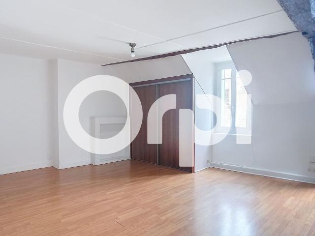 Location appartement, m² T 2 à Chalon sur Saône, 495 €