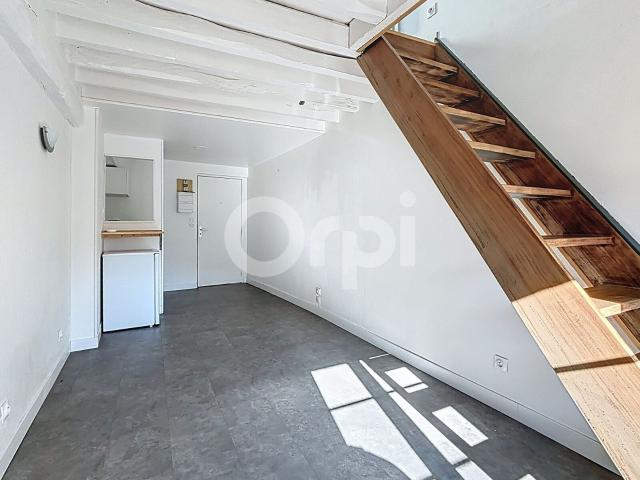 Location appartement, m² T 2 à Clermont, 455 €