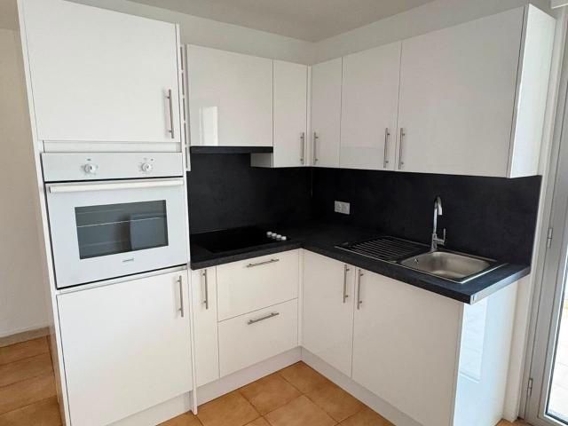 Location appartement, m² T 2 à Drancy, 900 €