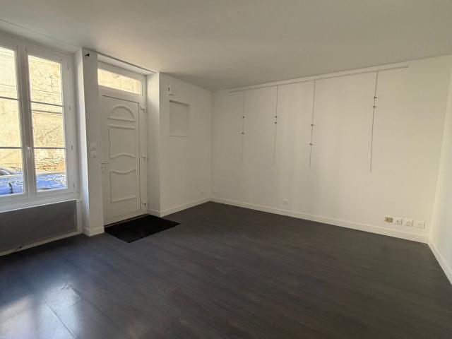 Location appartement, m² T 2 à Faremoutiers, 660 €