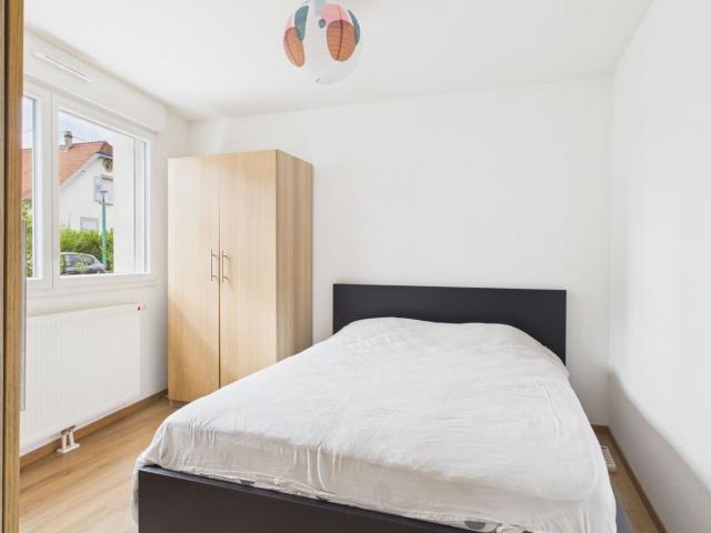 Location appartement, m² T 2 à Hoenheim, 873 €